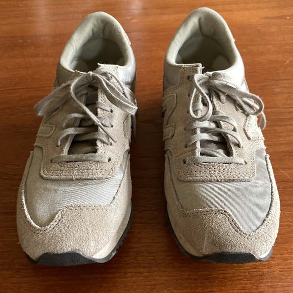 New Balance Women's Buty 620 Toe Caps, gray - Picture 9 of 13